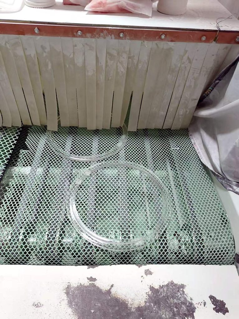灯饰配件喷砂雾化加工中
